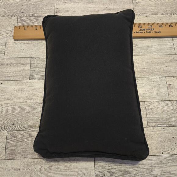 Mary Engelbreit "What you eat standing doesn't count!" Plush Pillow 12x8 - Picture 3 of 5